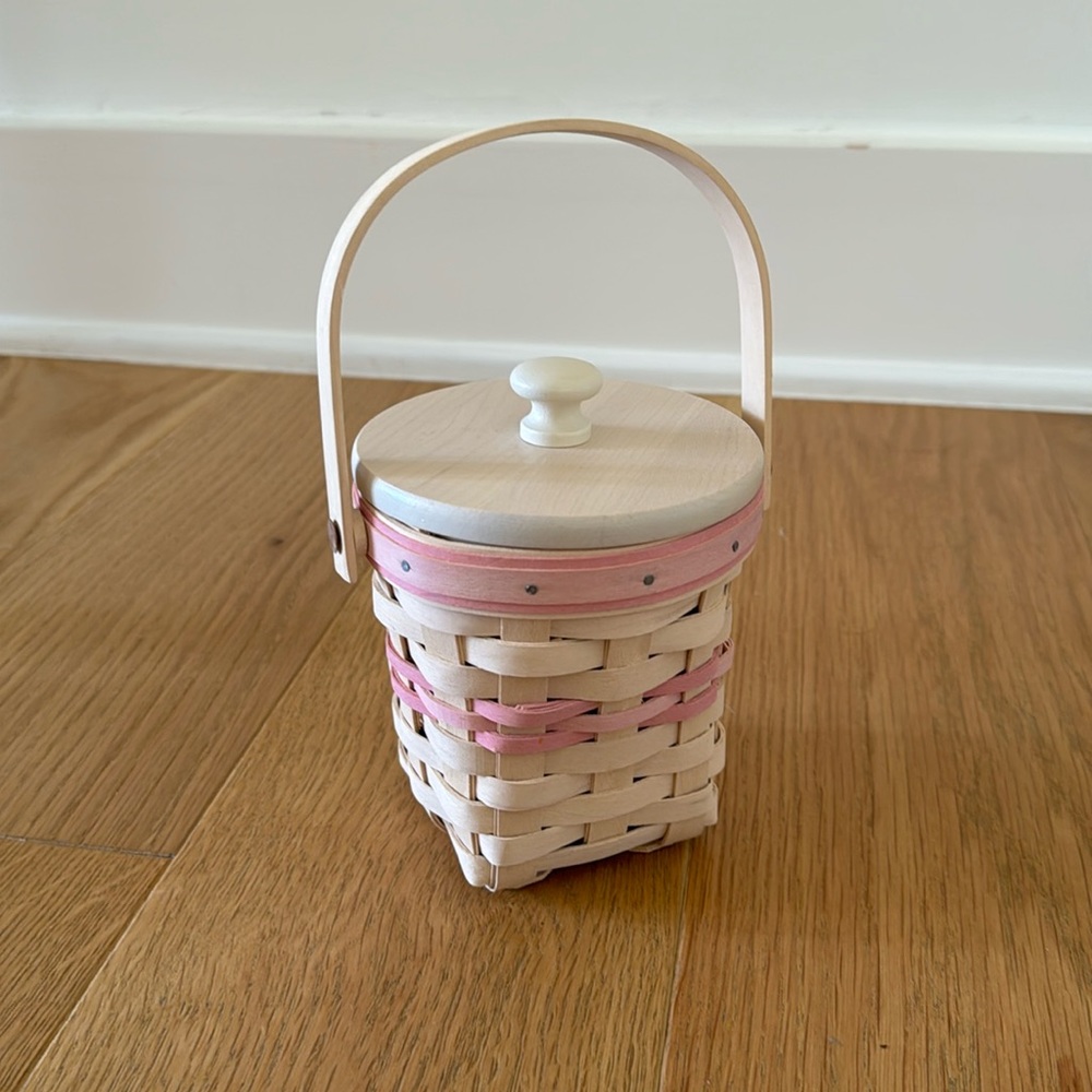 Longaberger 2002 whitewashed American Cancer Society small basket with handles